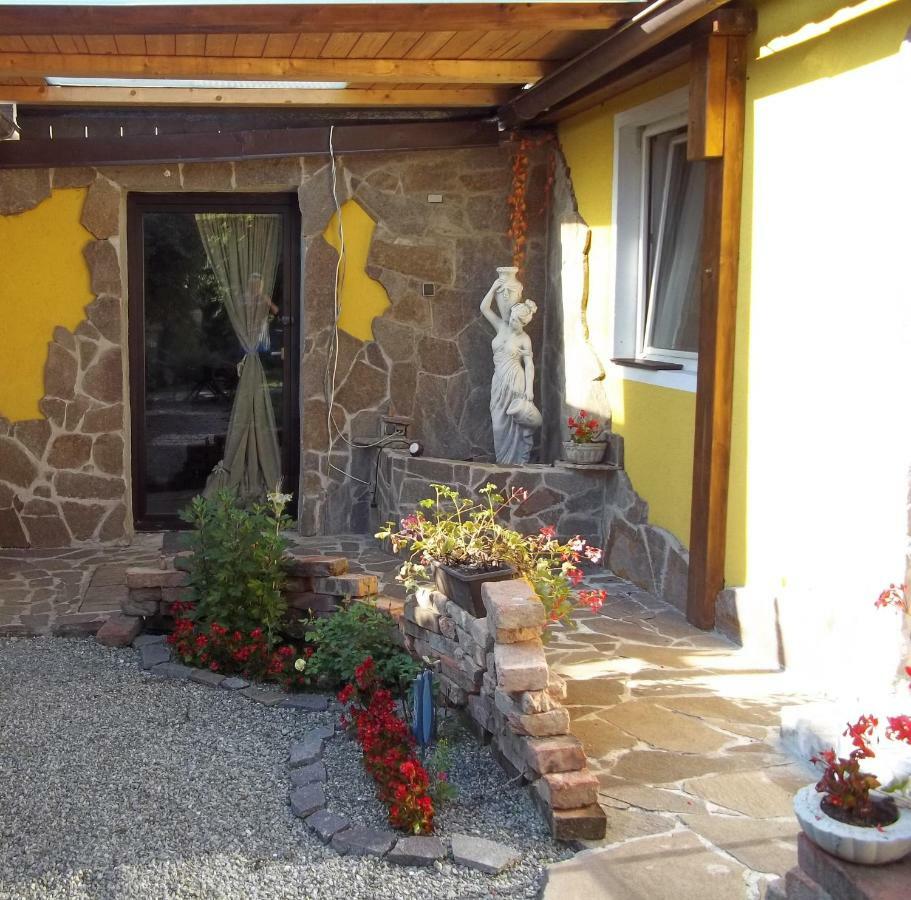 Haus Daniela Daire Klagenfurt am Woerthersee Dış mekan fotoğraf